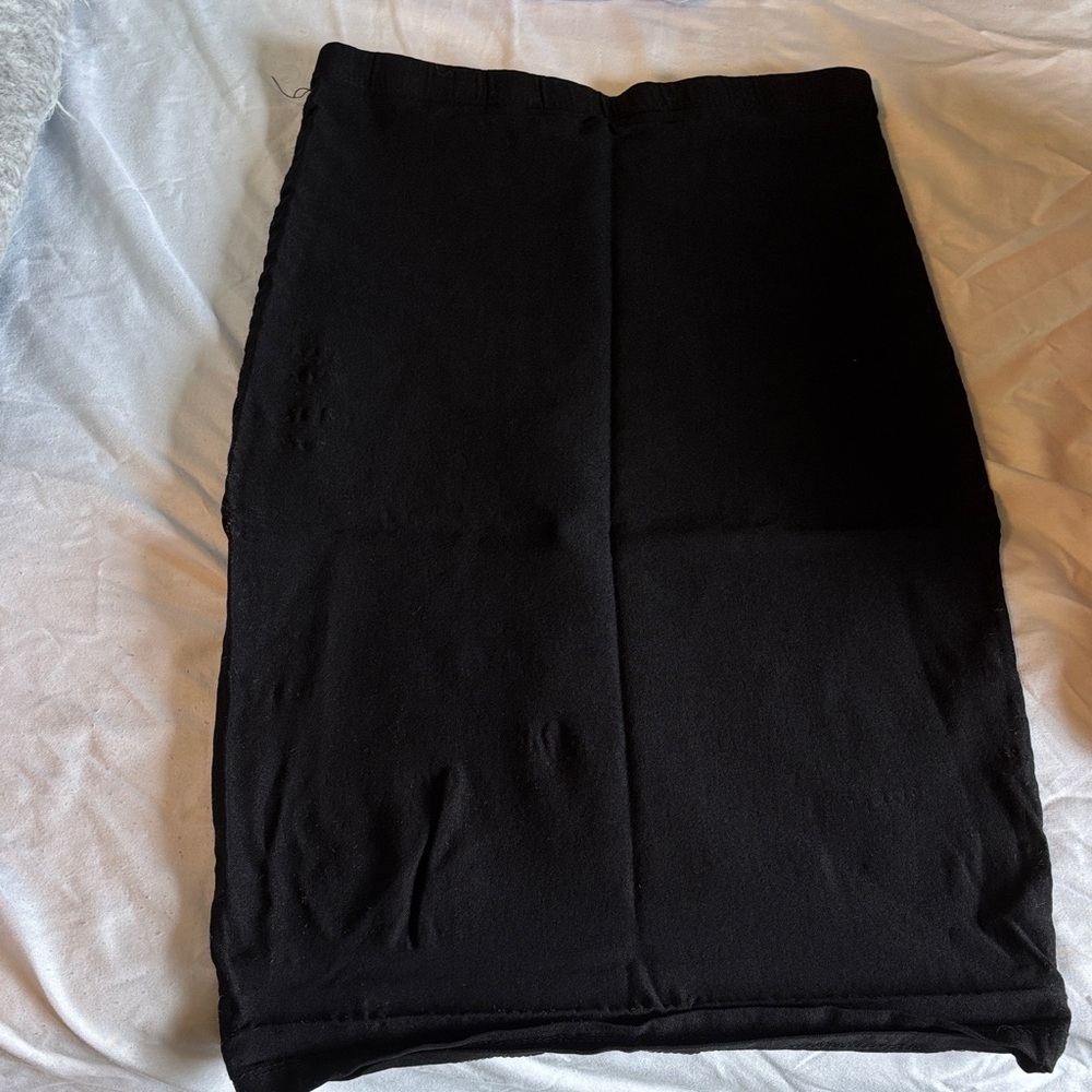Bozzolo Classic Black Pencil Skirt